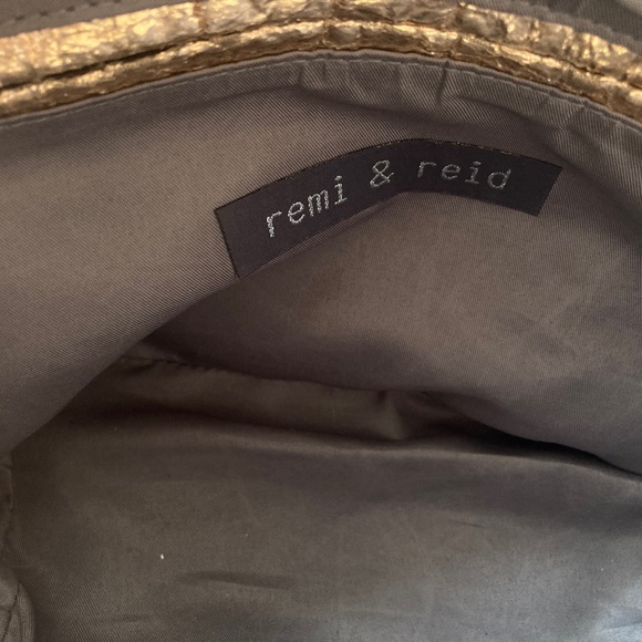 REMI / REID Vegan Rose Gold Handbag Purse NWT - Picture 2 of 4